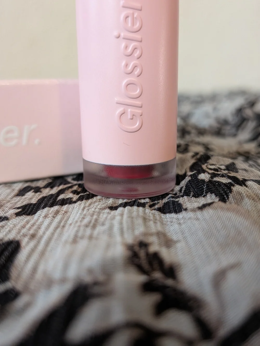 Glossier Pink G Suite Soft Lip Creme Jet - Soft Pink/Red NIB